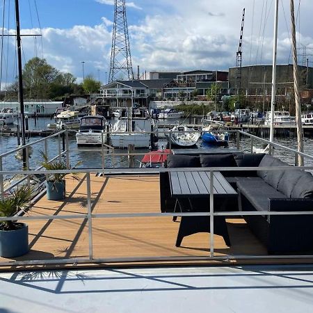 Premium Hausboot Blaue Lagune Λίμπεκ Εξωτερικό φωτογραφία